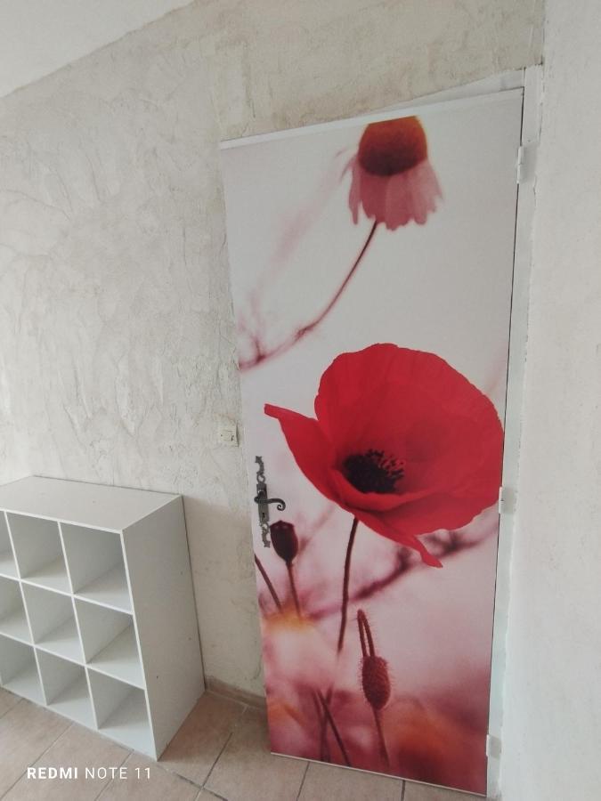 Chambre D Hotes En Provence, Au Pied Du Luberon, Les Coquelicots La Tour-dʼAigues Exteriör bild